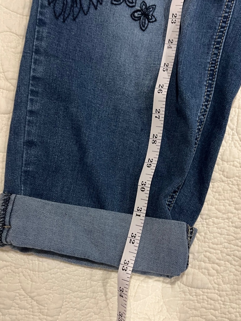 Earl EUC Ankle Cuffed Jeans - Picture 6 of 14